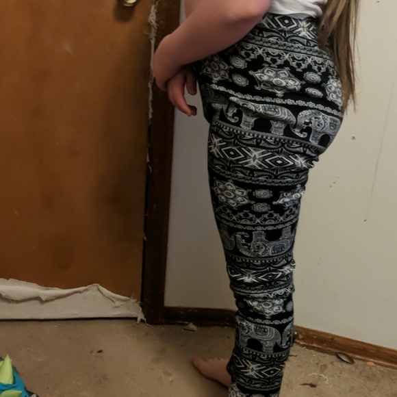 Black and White fleece elephant pants - Picture 3 of 5